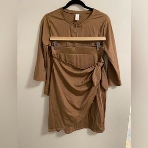 Elegant Tan Midi Skirt